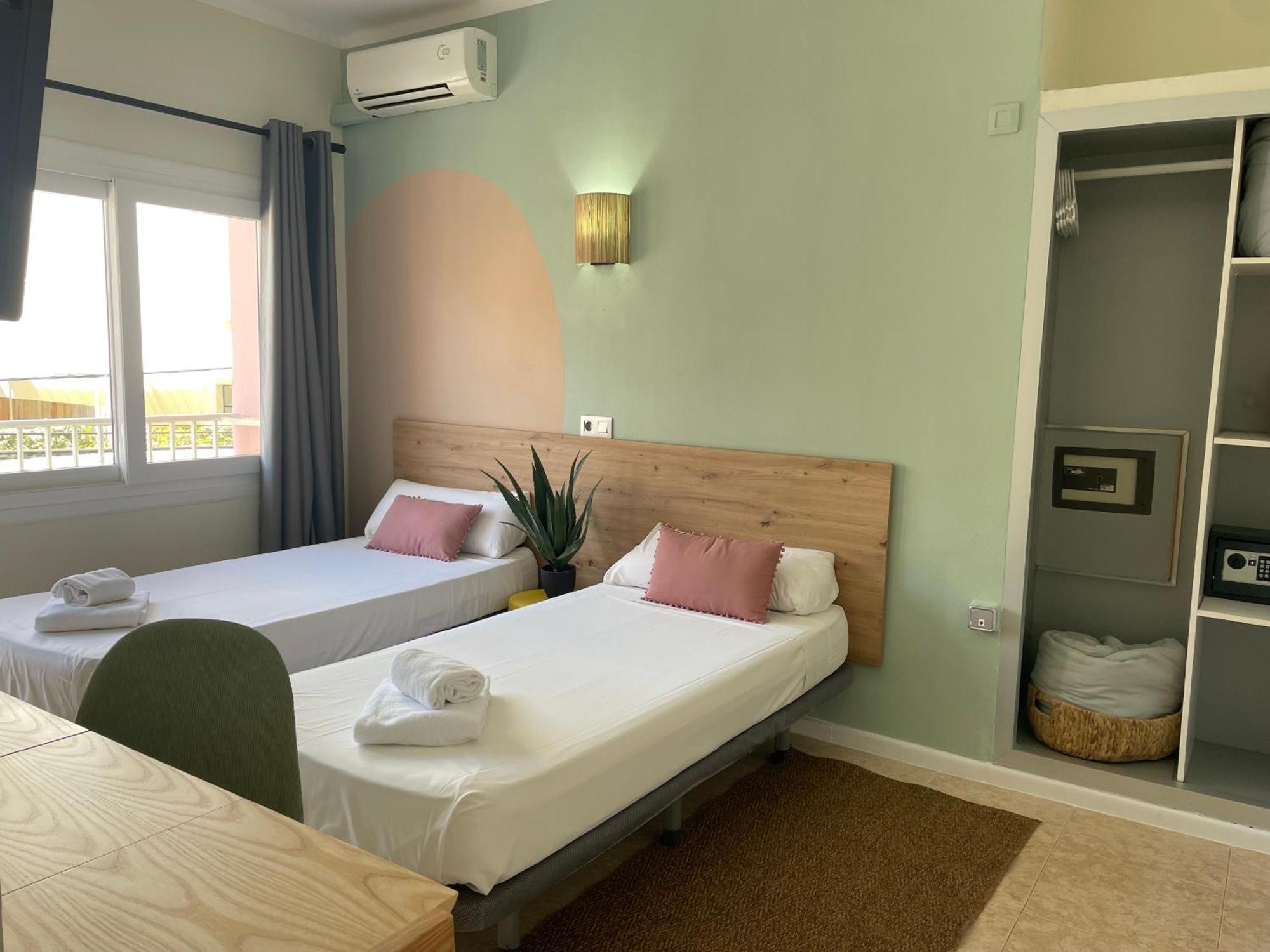 Hostal Playa De Palma Playa de Palma  Kültér fotó